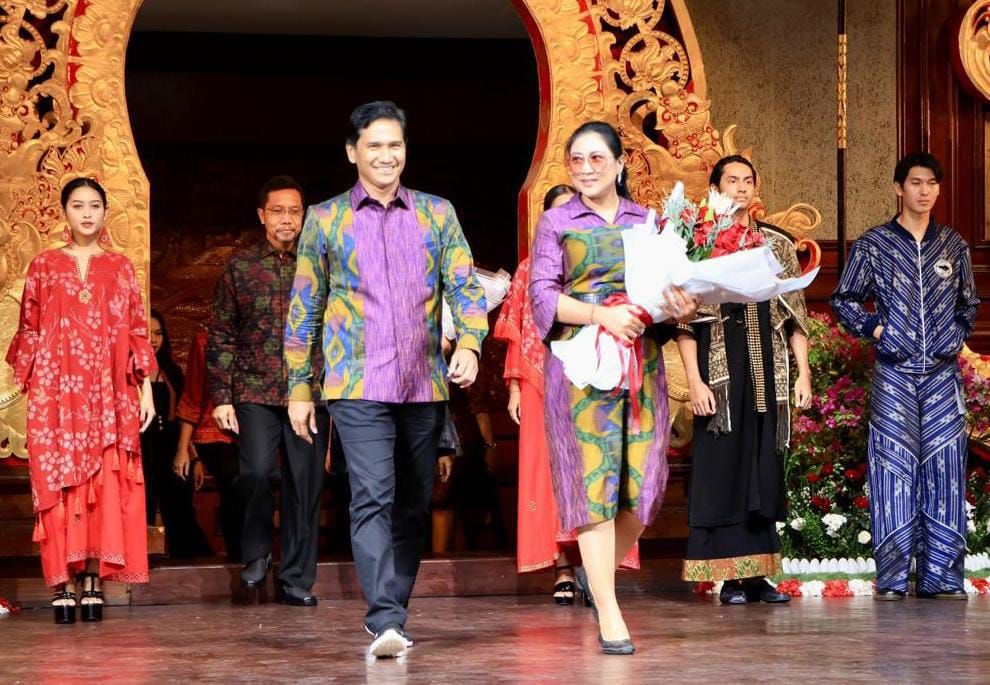 podiumnews.com-Endek Bali Terancam Punah